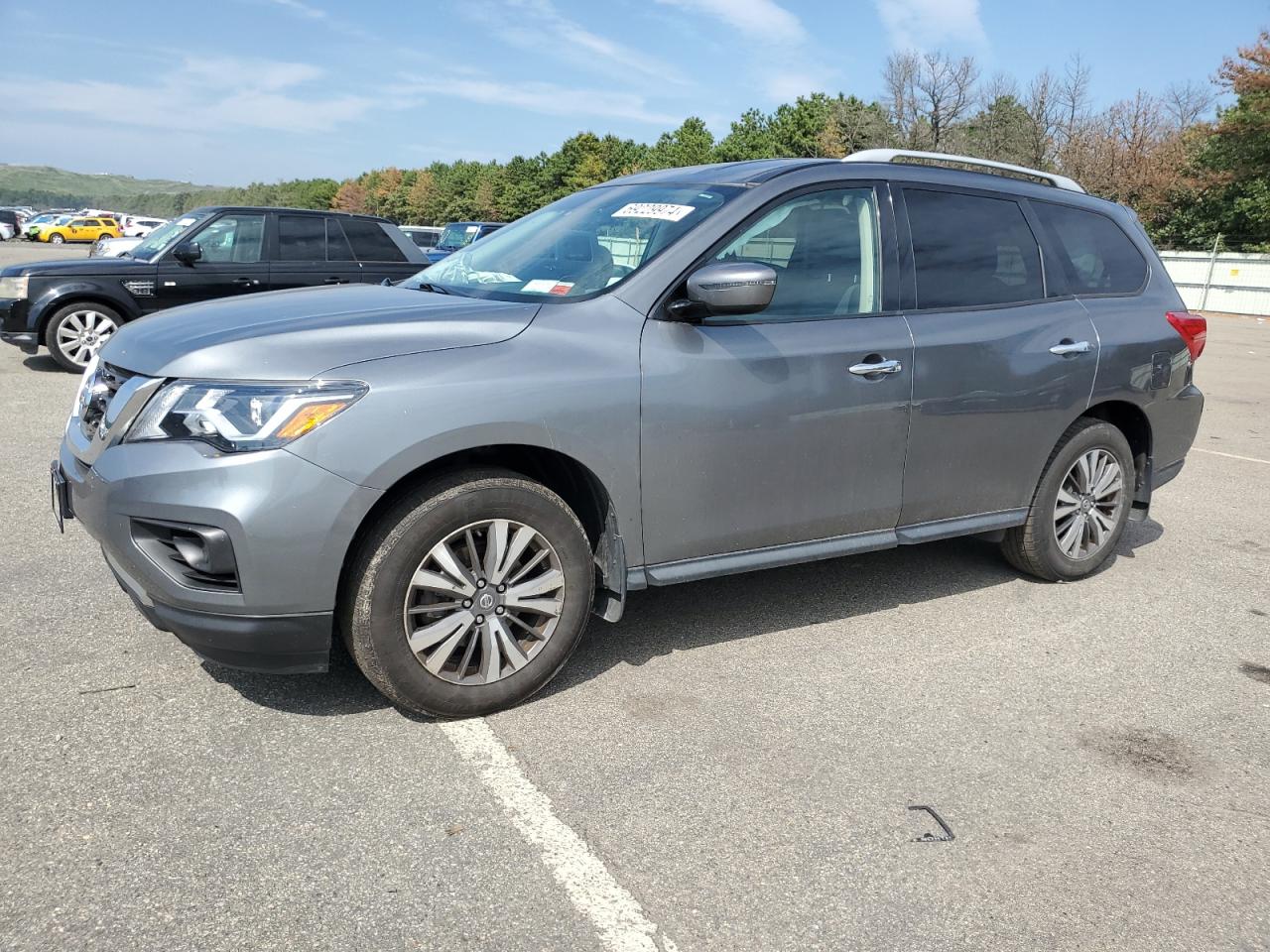 NISSAN PATHFINDER 2019