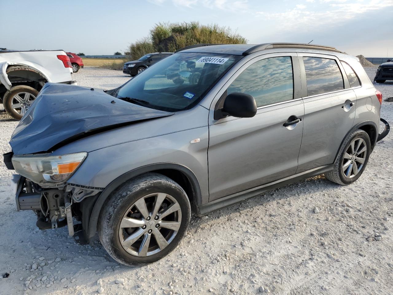 MITSUBISHI OUTLANDER 2013