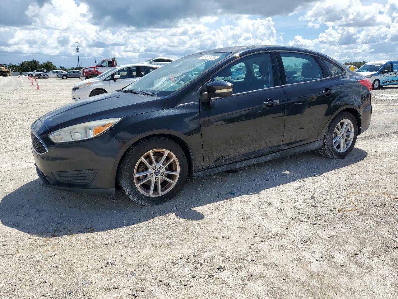 FORD FOCUS SE 2015