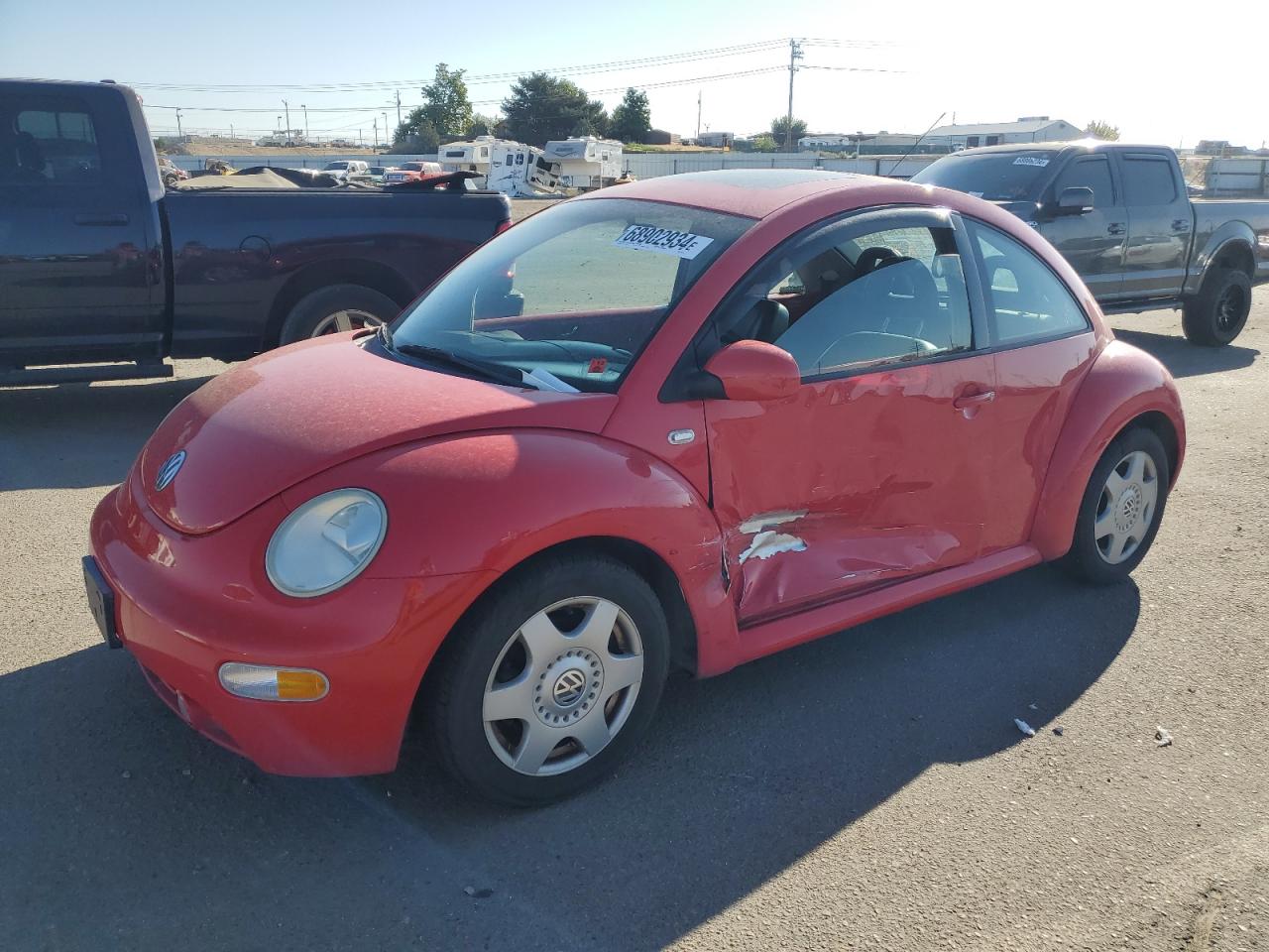 VOLKSWAGEN NEW BEETLE 2001
