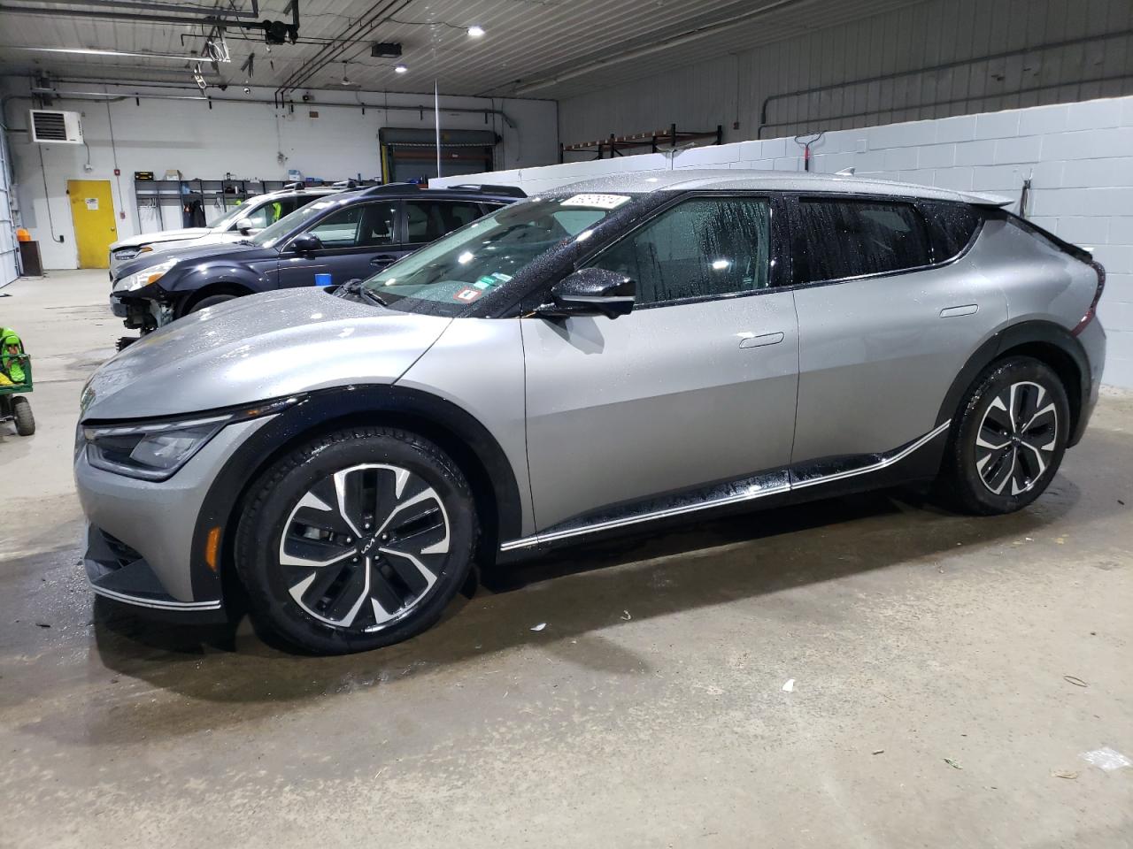 KIA EV6 LIGHT 2022