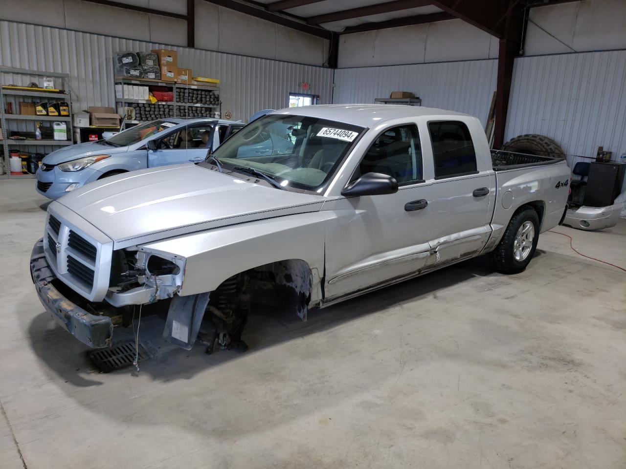 DODGE DAKOTA 2006