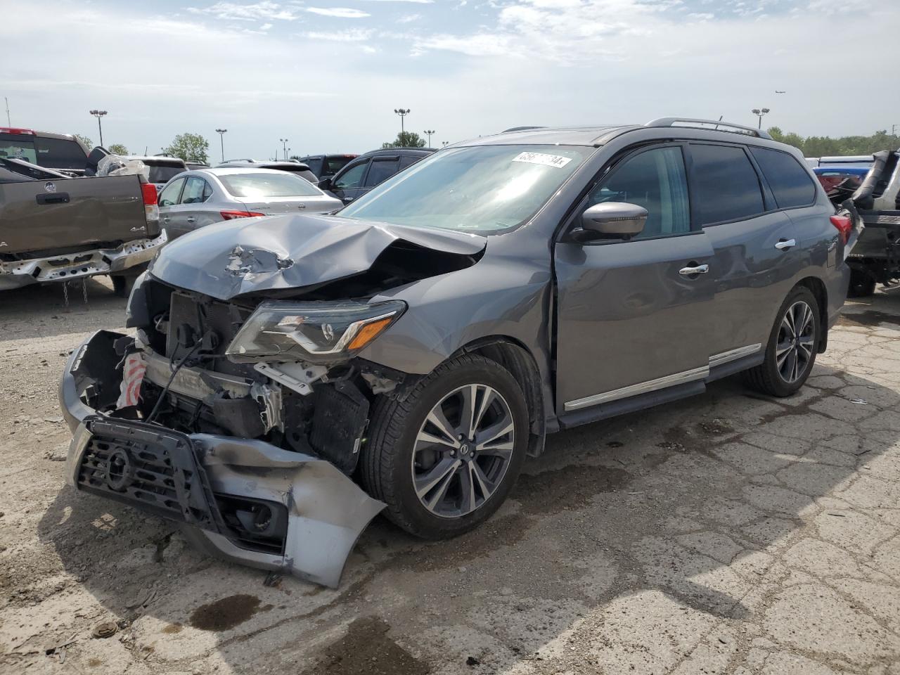 NISSAN PATHFINDER 2017