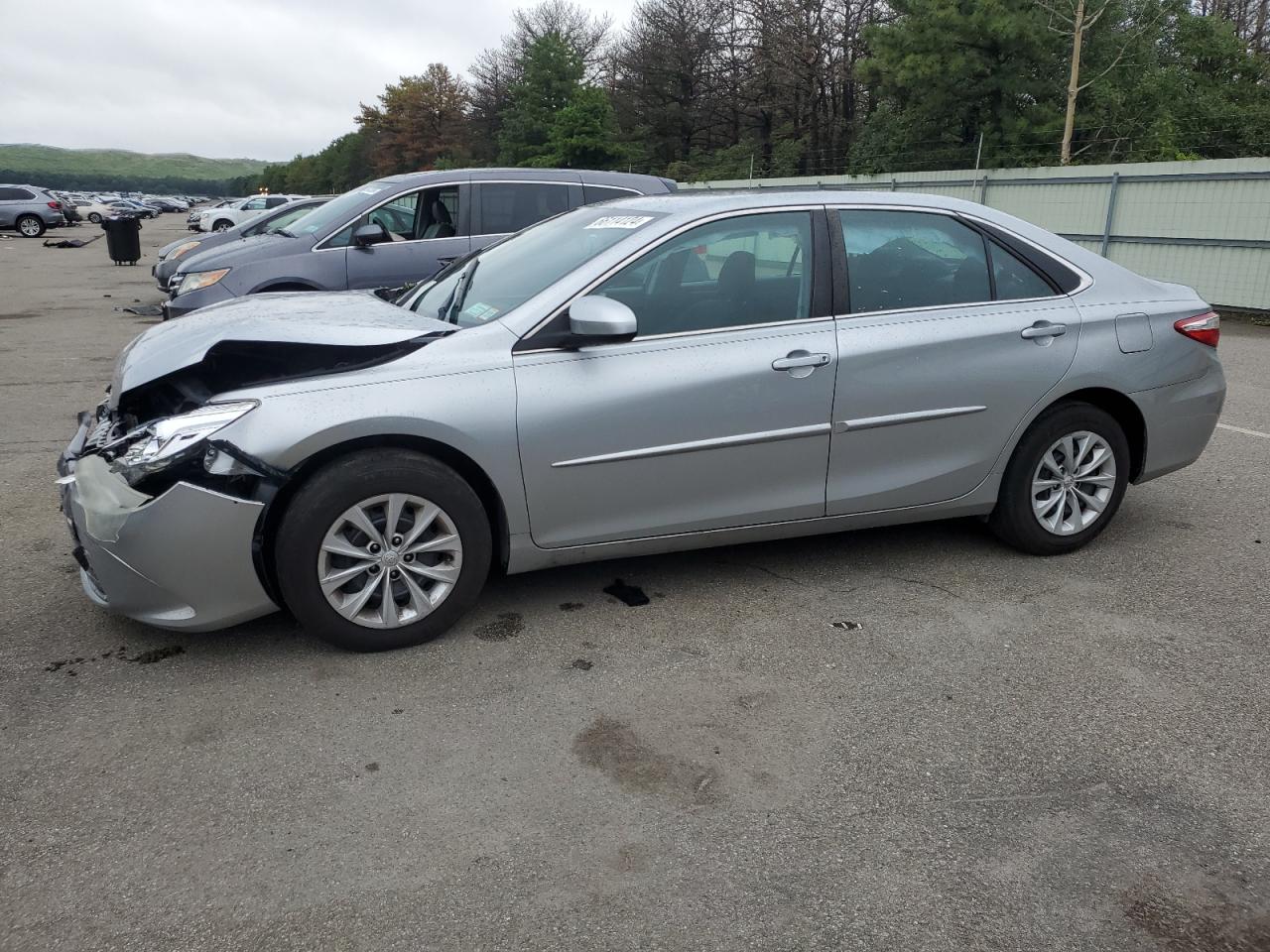 TOYOTA CAMRY LE 2016