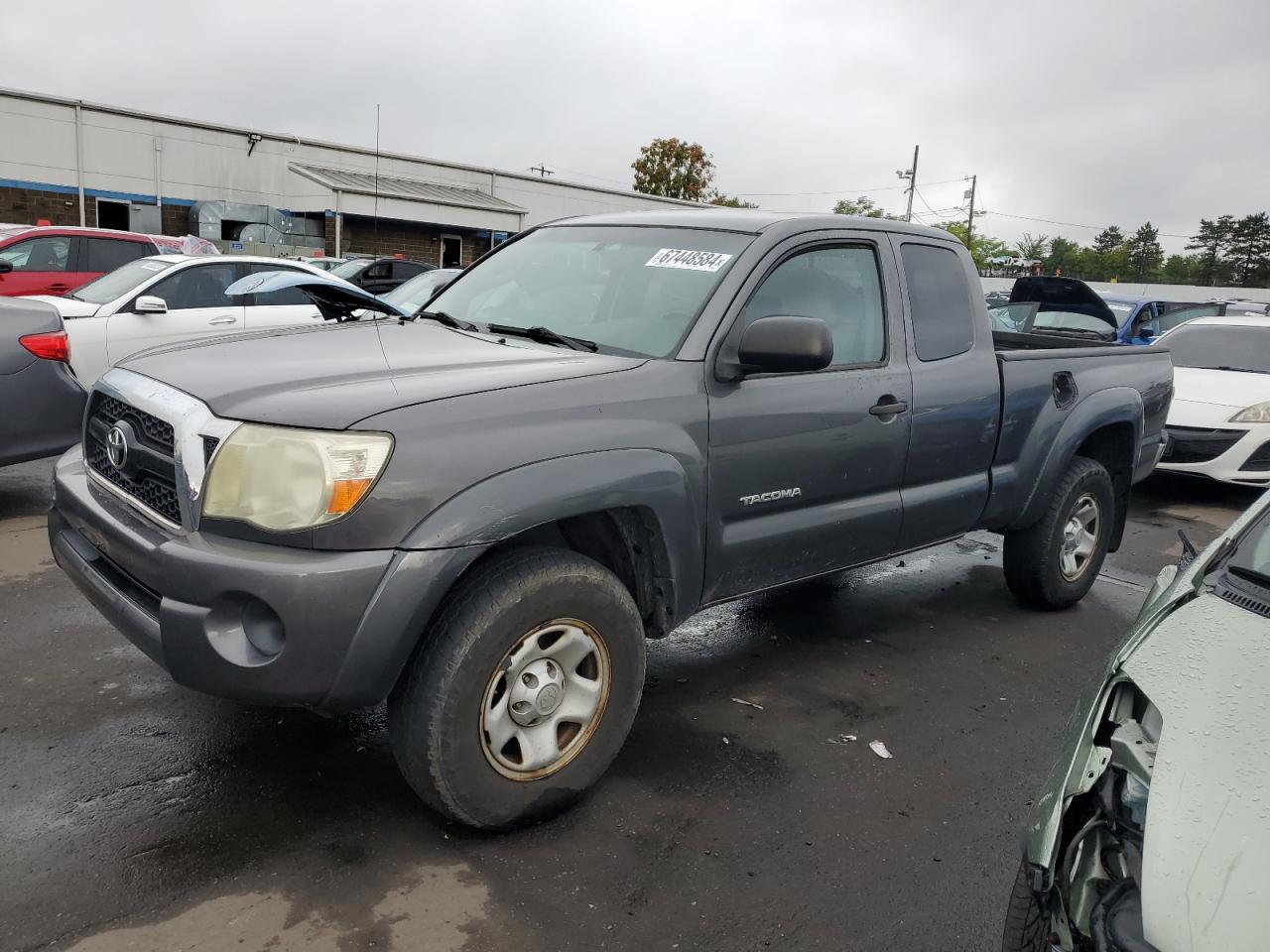 TOYOTA TACOMA 2011