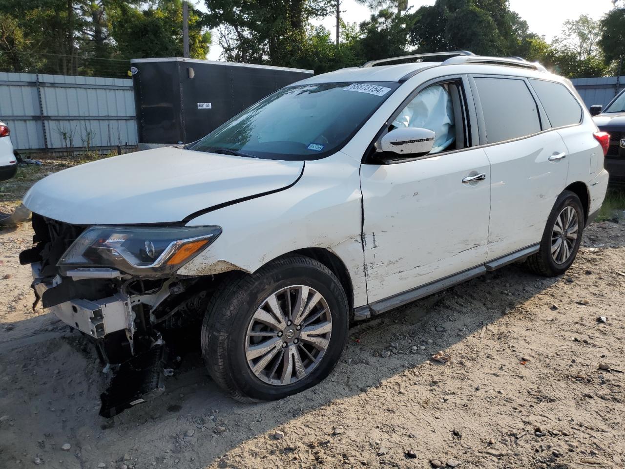 NISSAN Pathfinder 2017