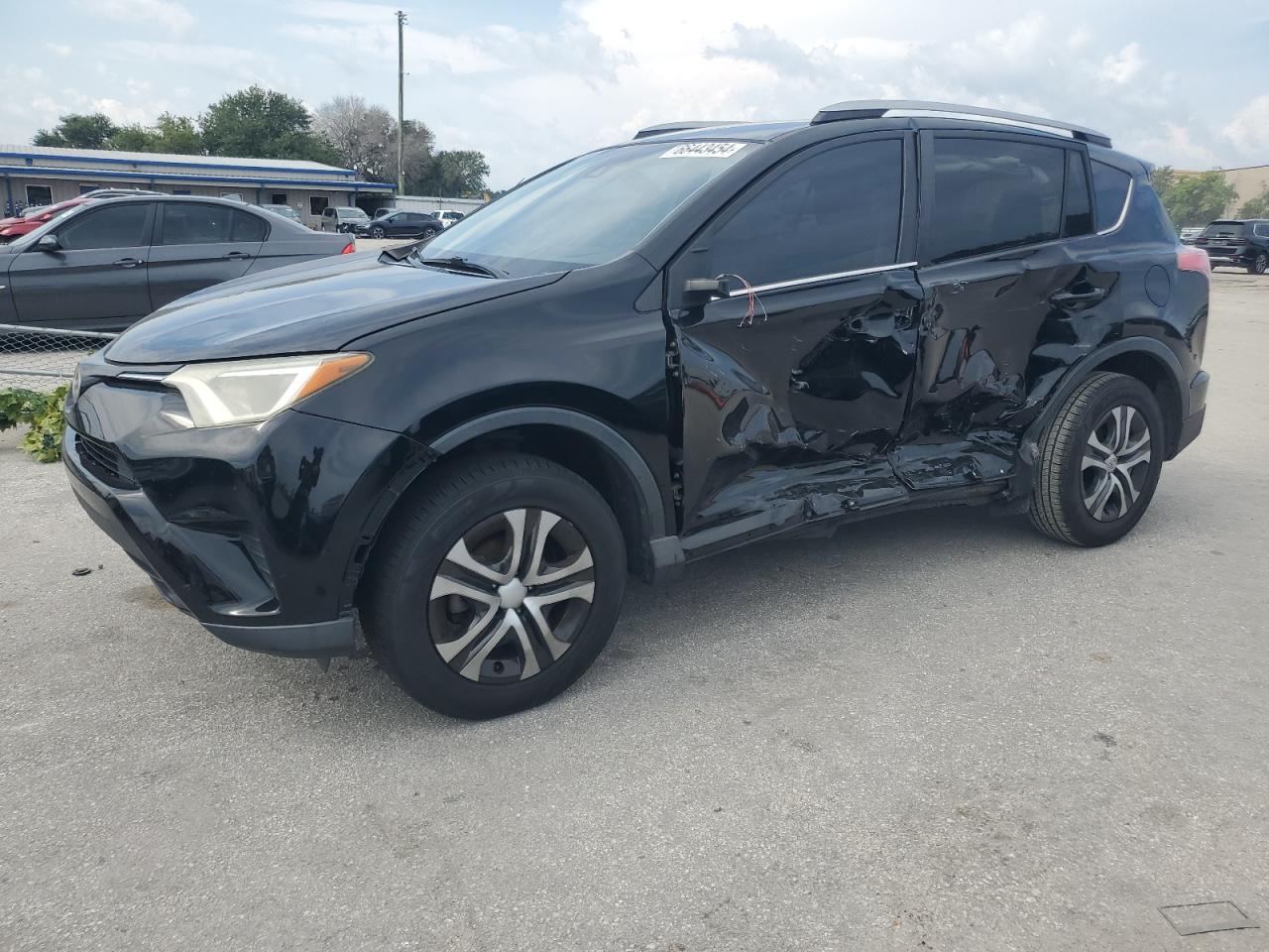 TOYOTA RAV4 LE 2017