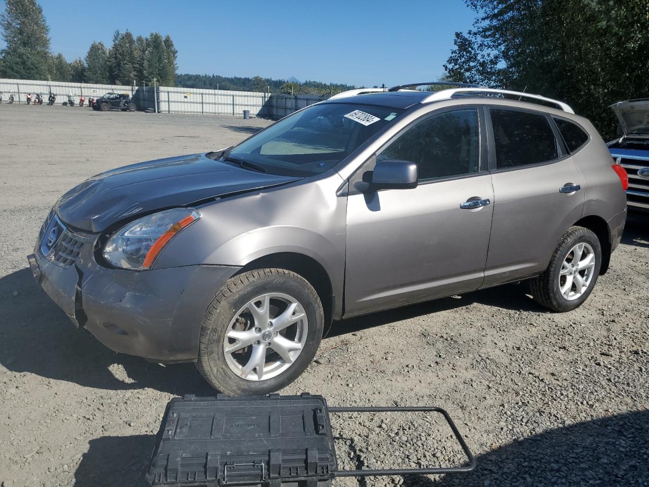 NISSAN Rogue S 2010