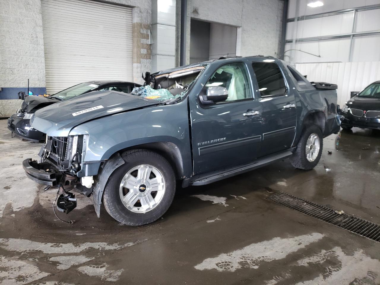 CHEVROLET AVALANCHE 2011