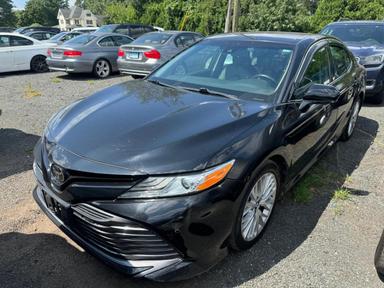 Toyota Camry 2018