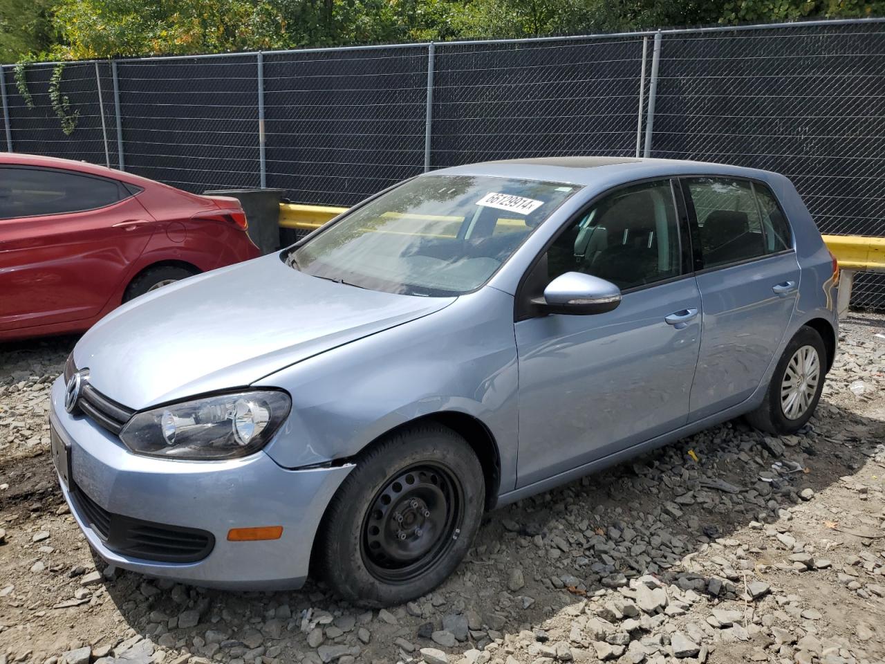 VOLKSWAGEN Golf 2012