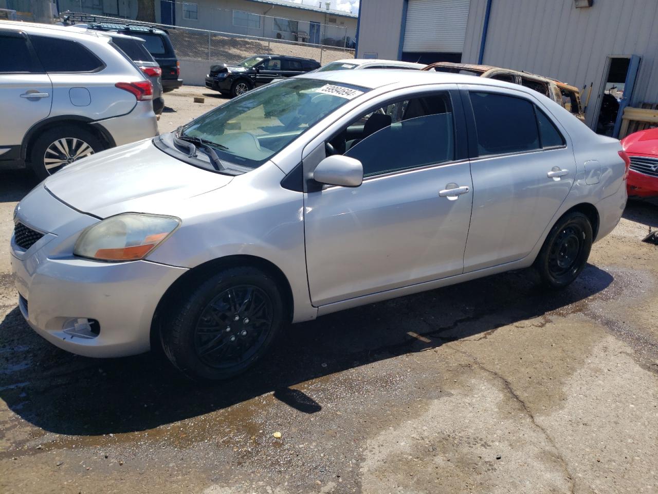 TOYOTA Yaris 2009