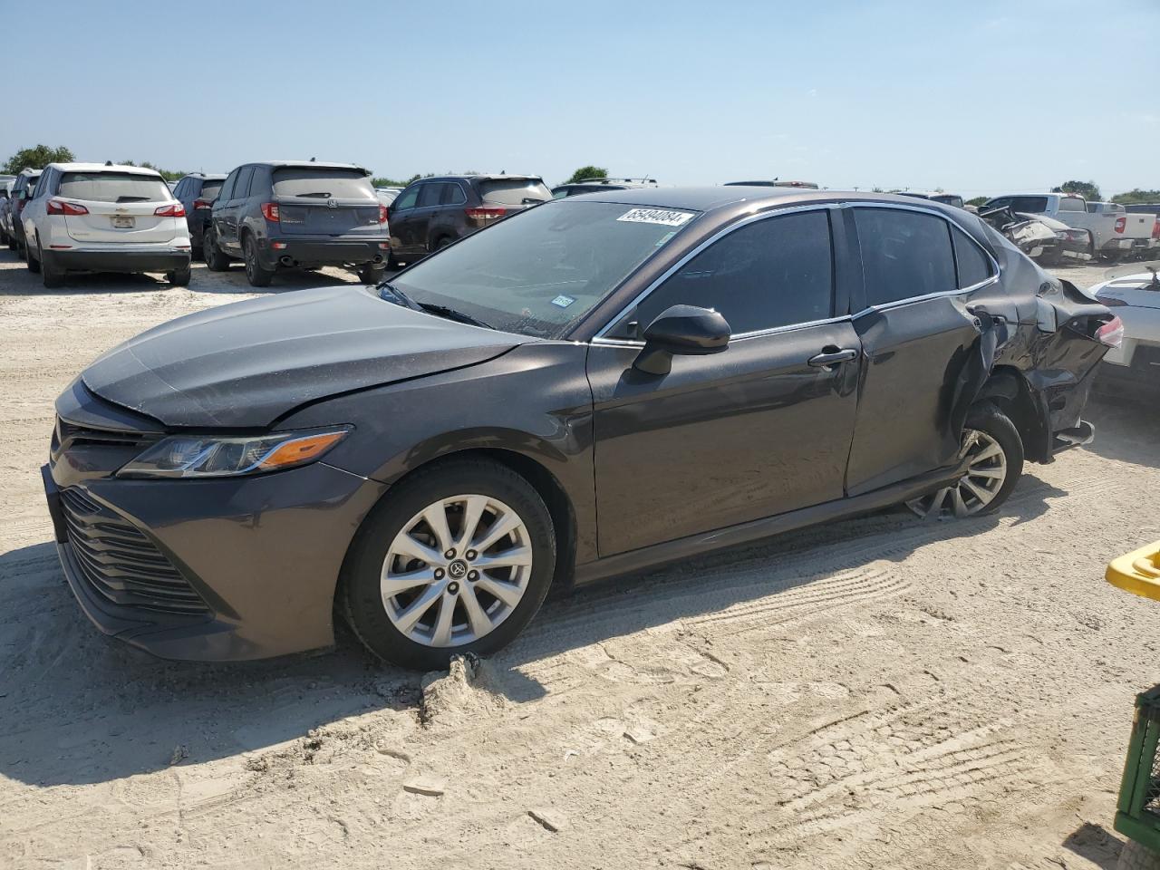 TOYOTA CAMRY LE 2020
