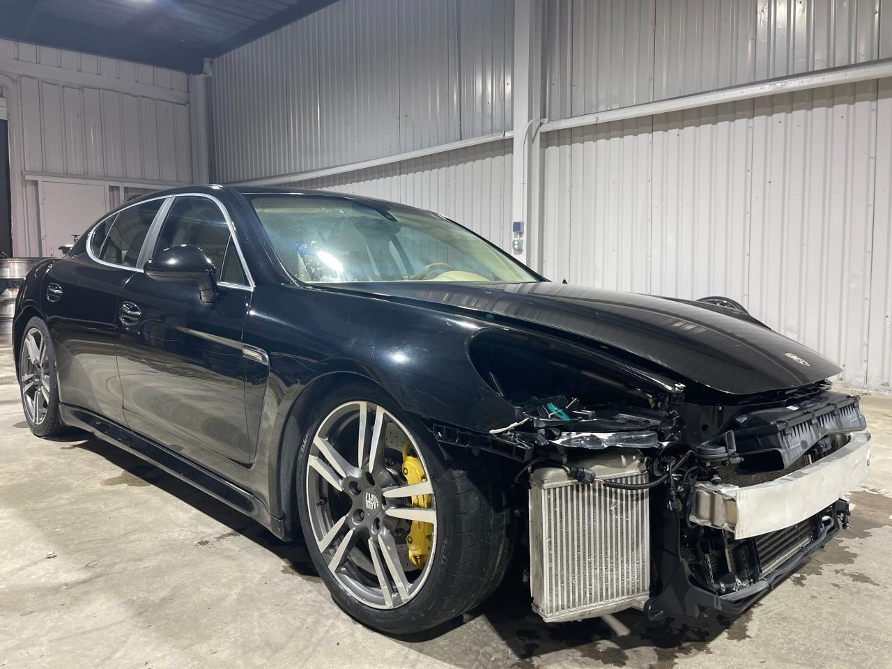 PORSCHE PANAMERA 2010