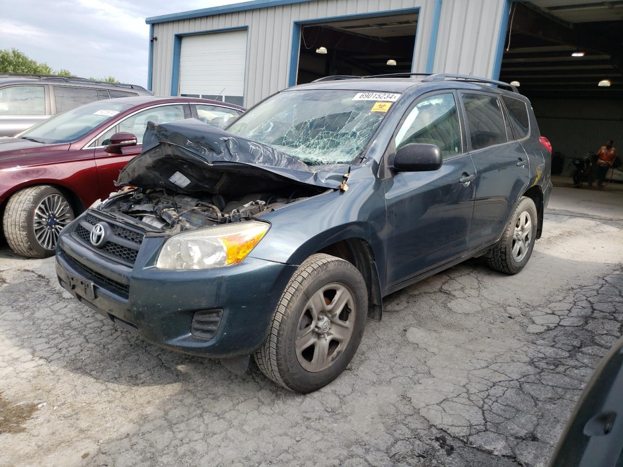 TOYOTA RAV4 2011