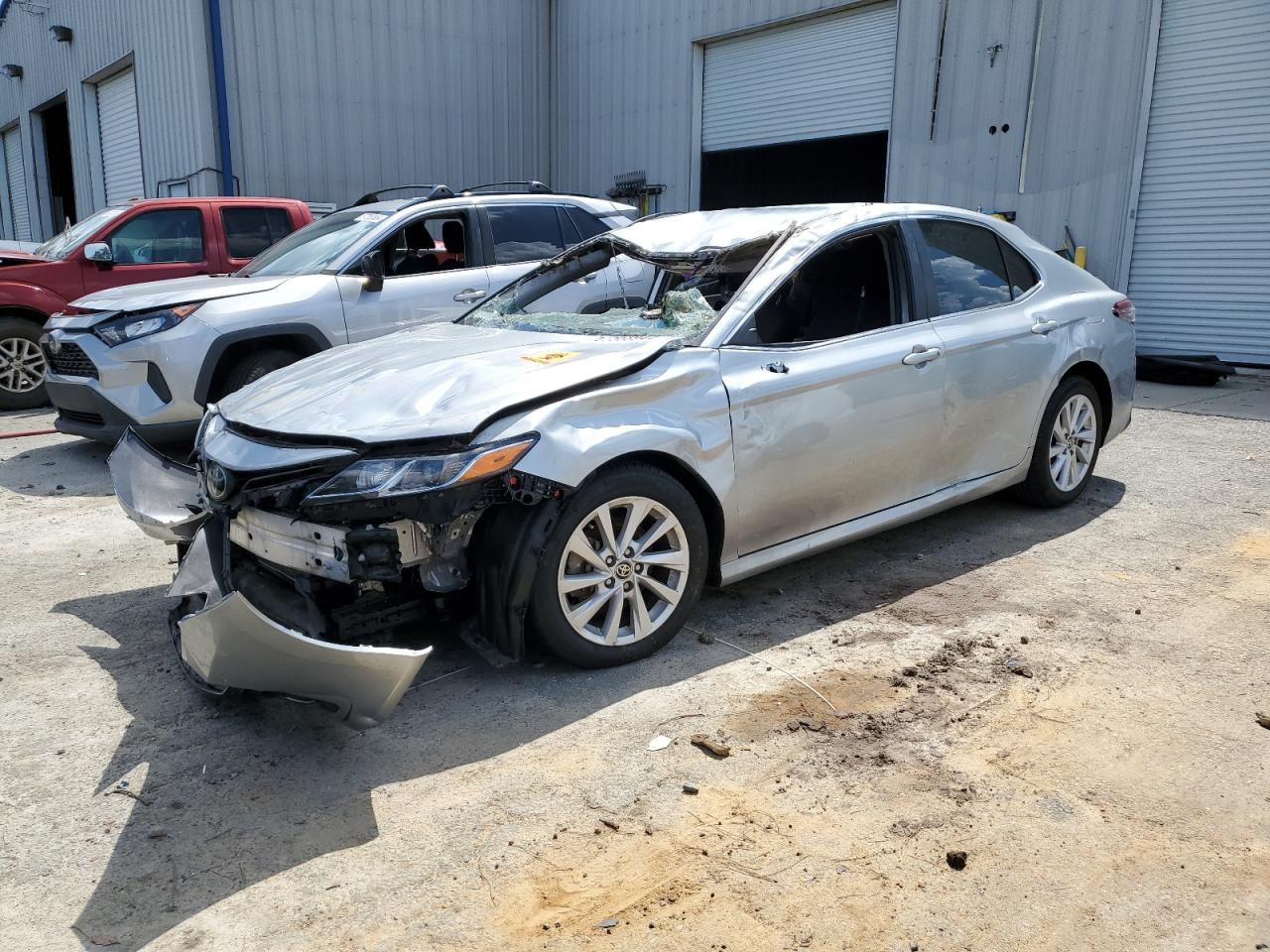 TOYOTA CAMRY LE 2021