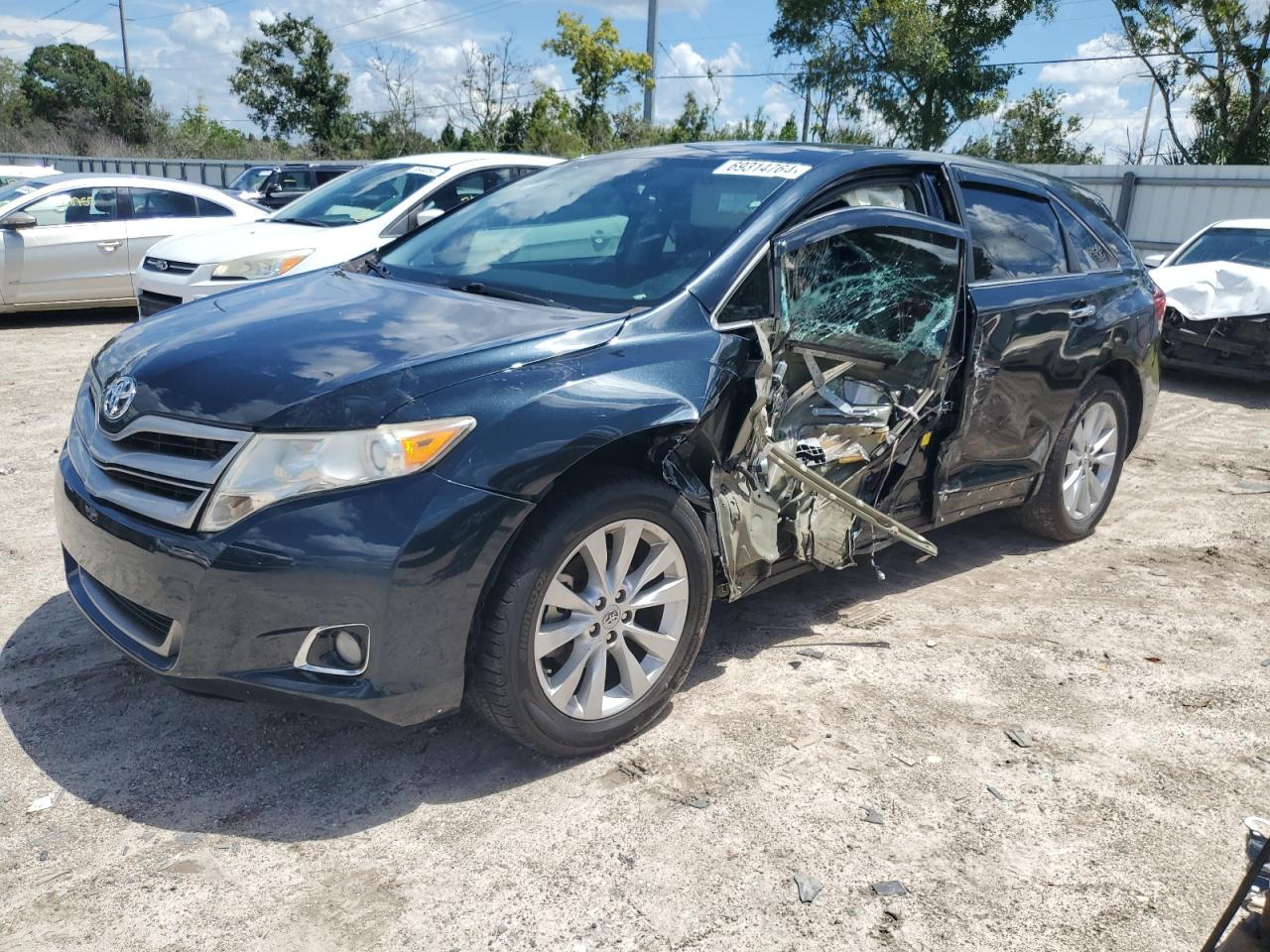 TOYOTA Venza Le 2013