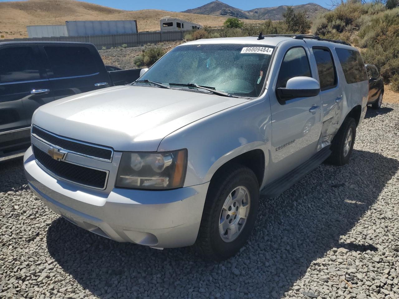 CHEVROLET SUBURBAN K 2011