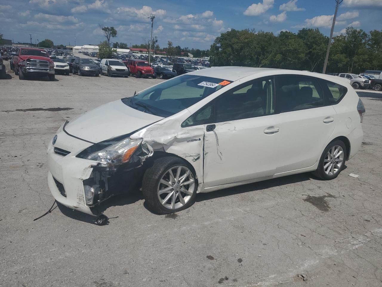 TOYOTA PRIUS V 2012