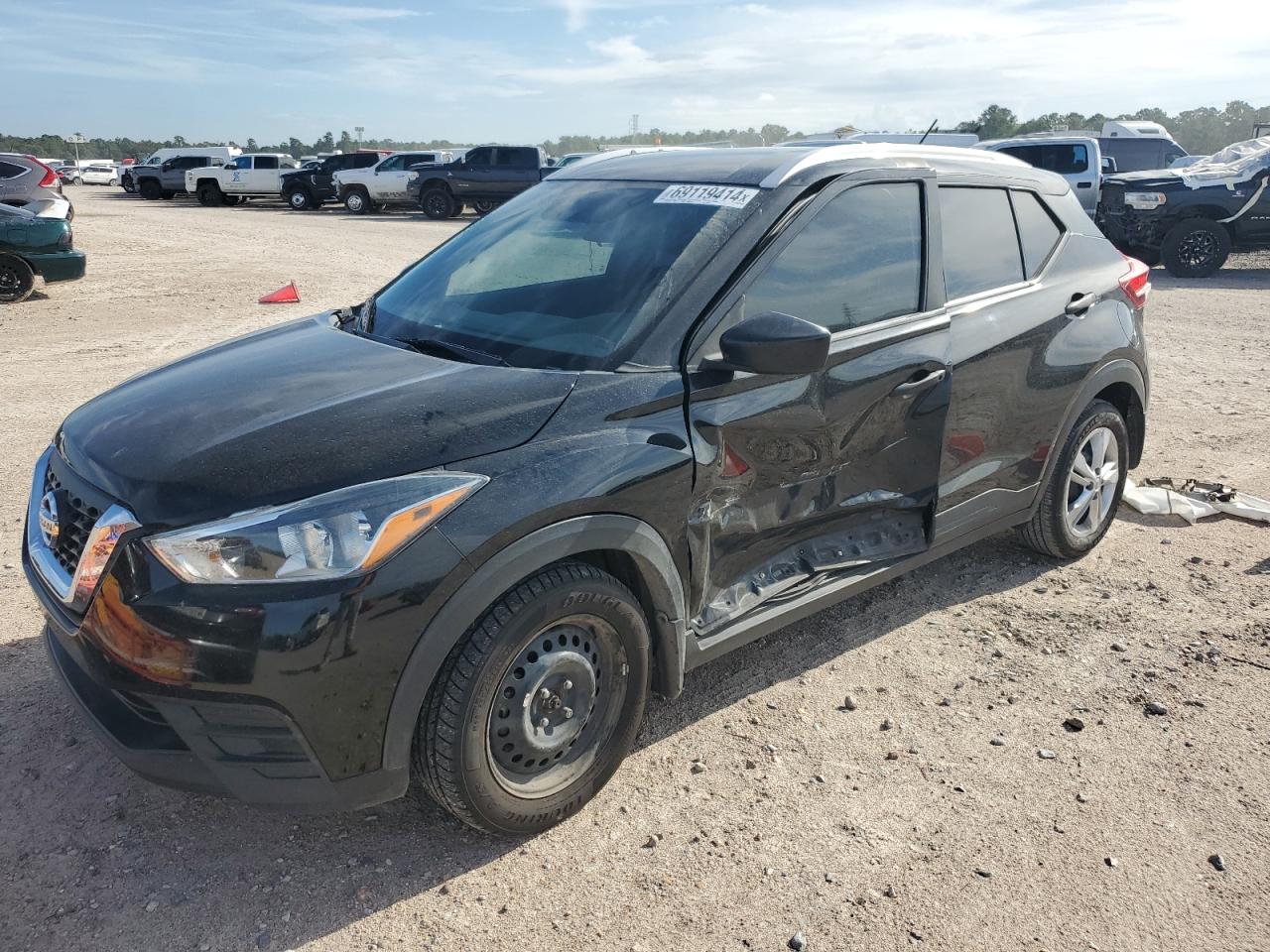 NISSAN KICKS S 2019