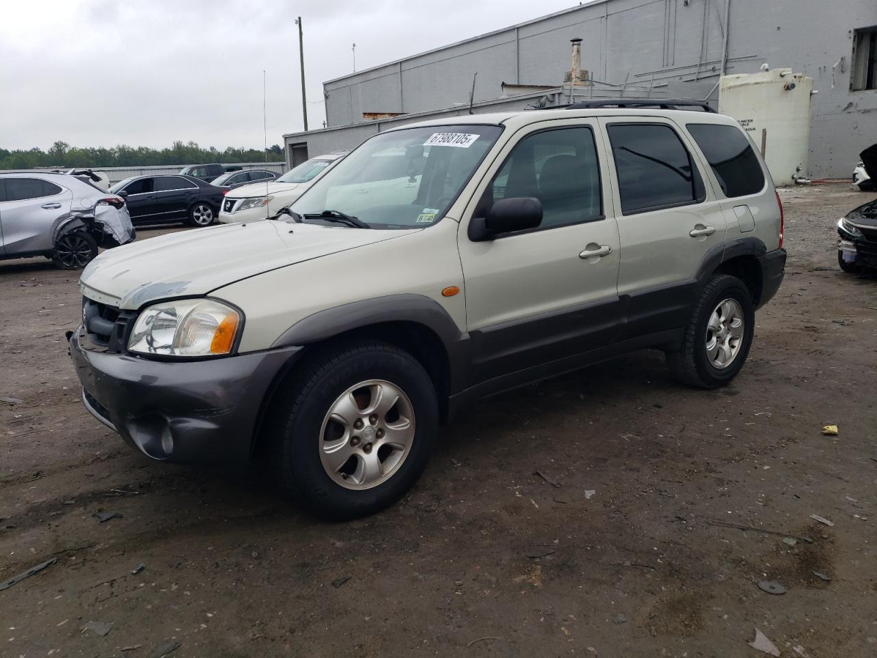 MAZDA TRIBUTE ES 2003