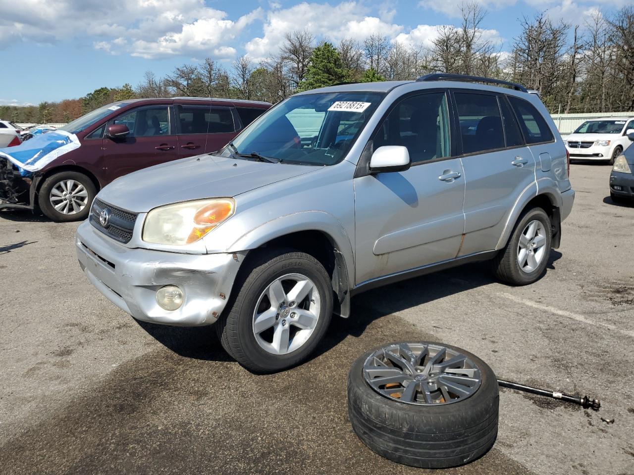 TOYOTA RAV4 2005