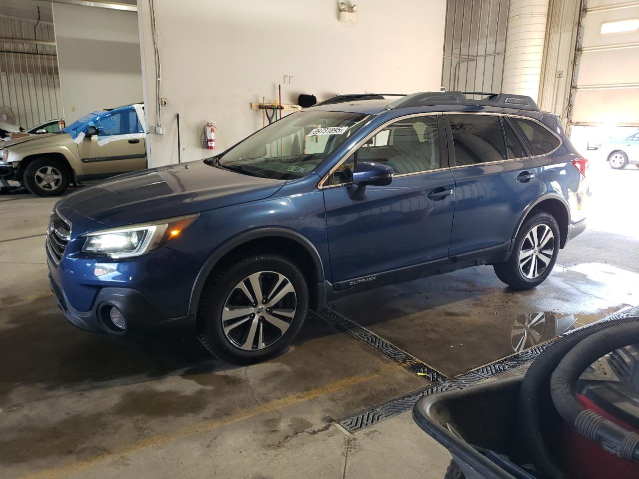 SUBARU OUTBACK 2. 2019