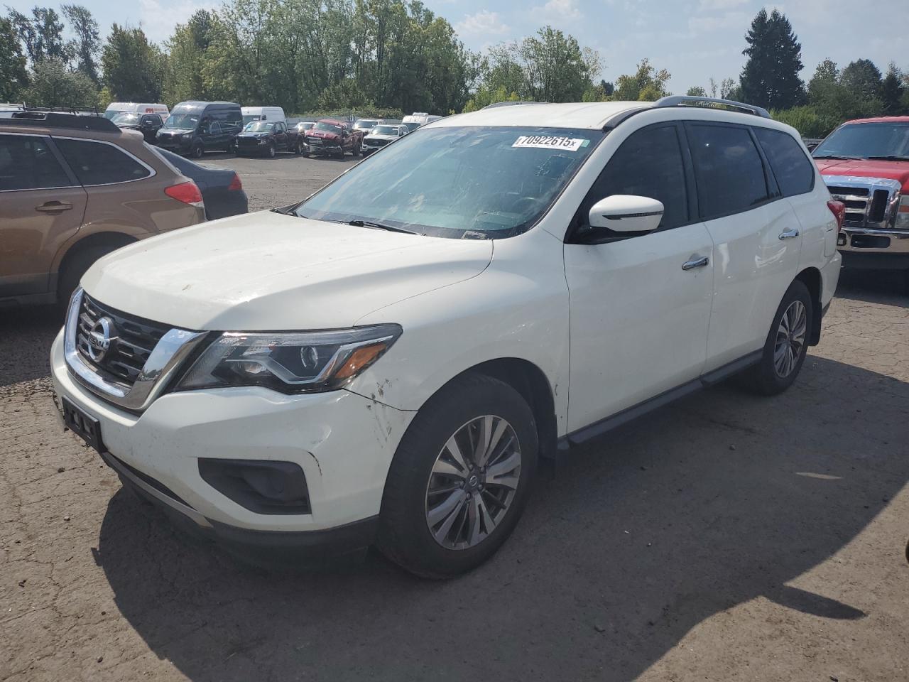 NISSAN PATHFINDER 2019