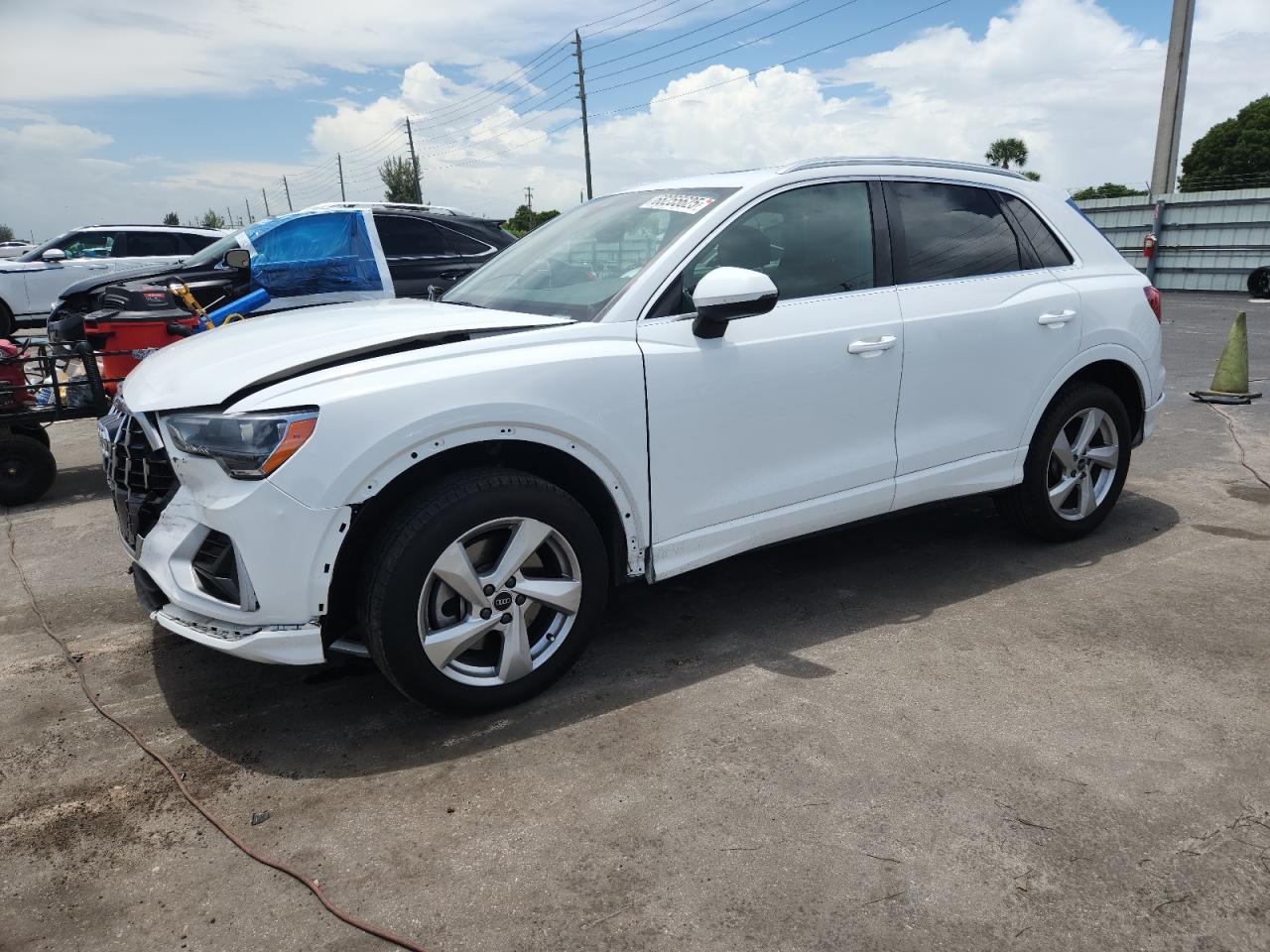 AUDI Q3 PREMIUM 2021