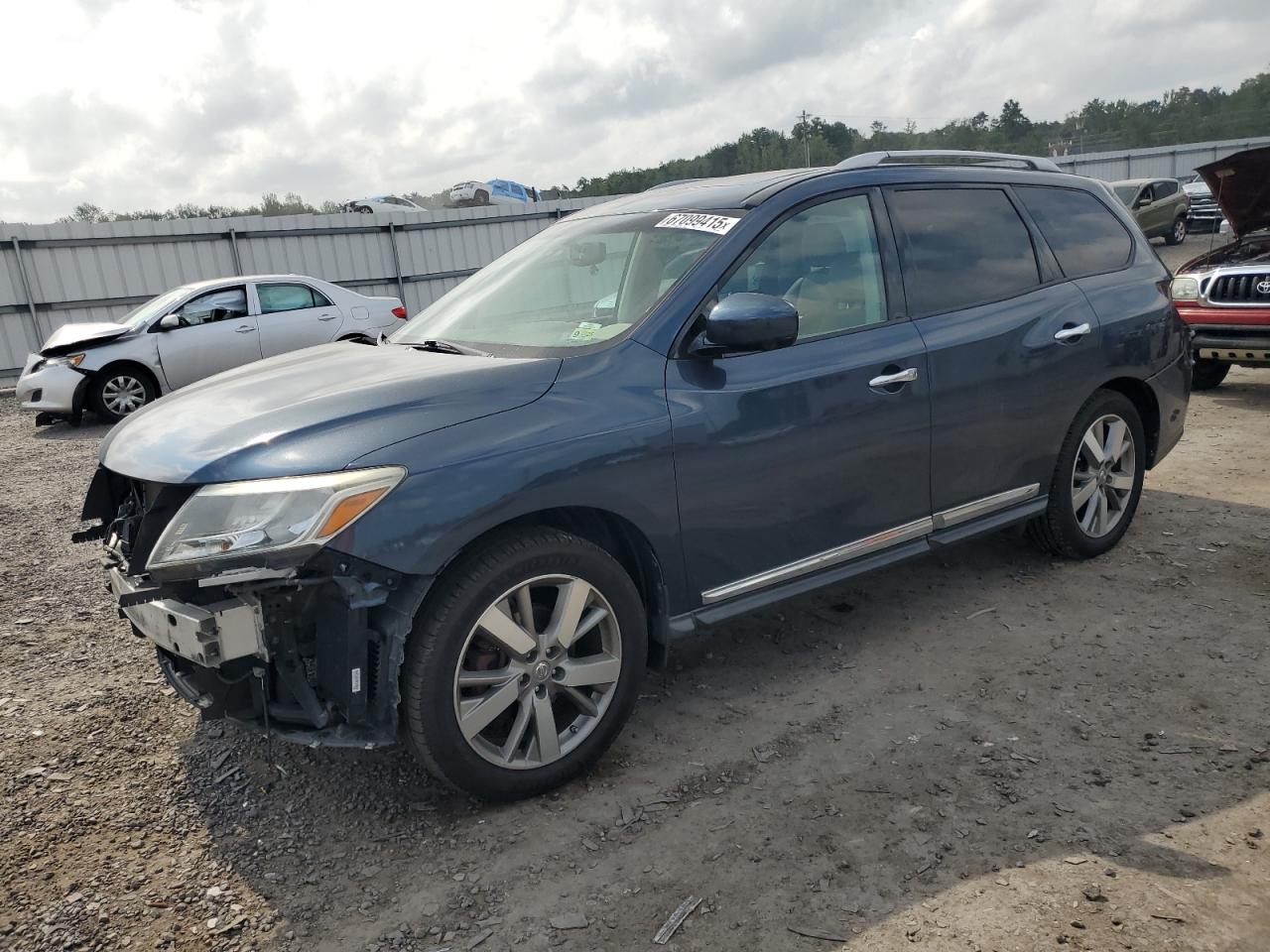 NISSAN PATHFINDER 2015