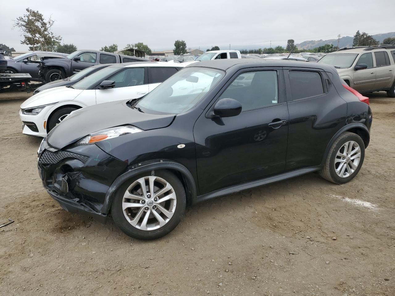 NISSAN JUKE S 2012