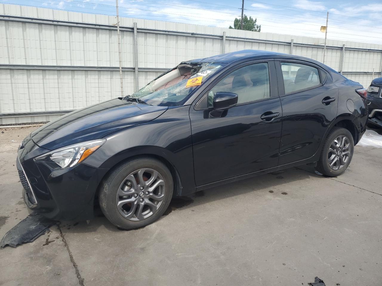 TOYOTA YARIS L 2019