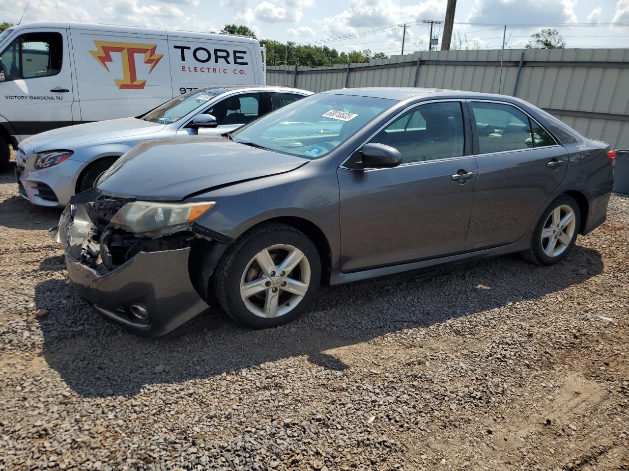 TOYOTA CAMRY 2014