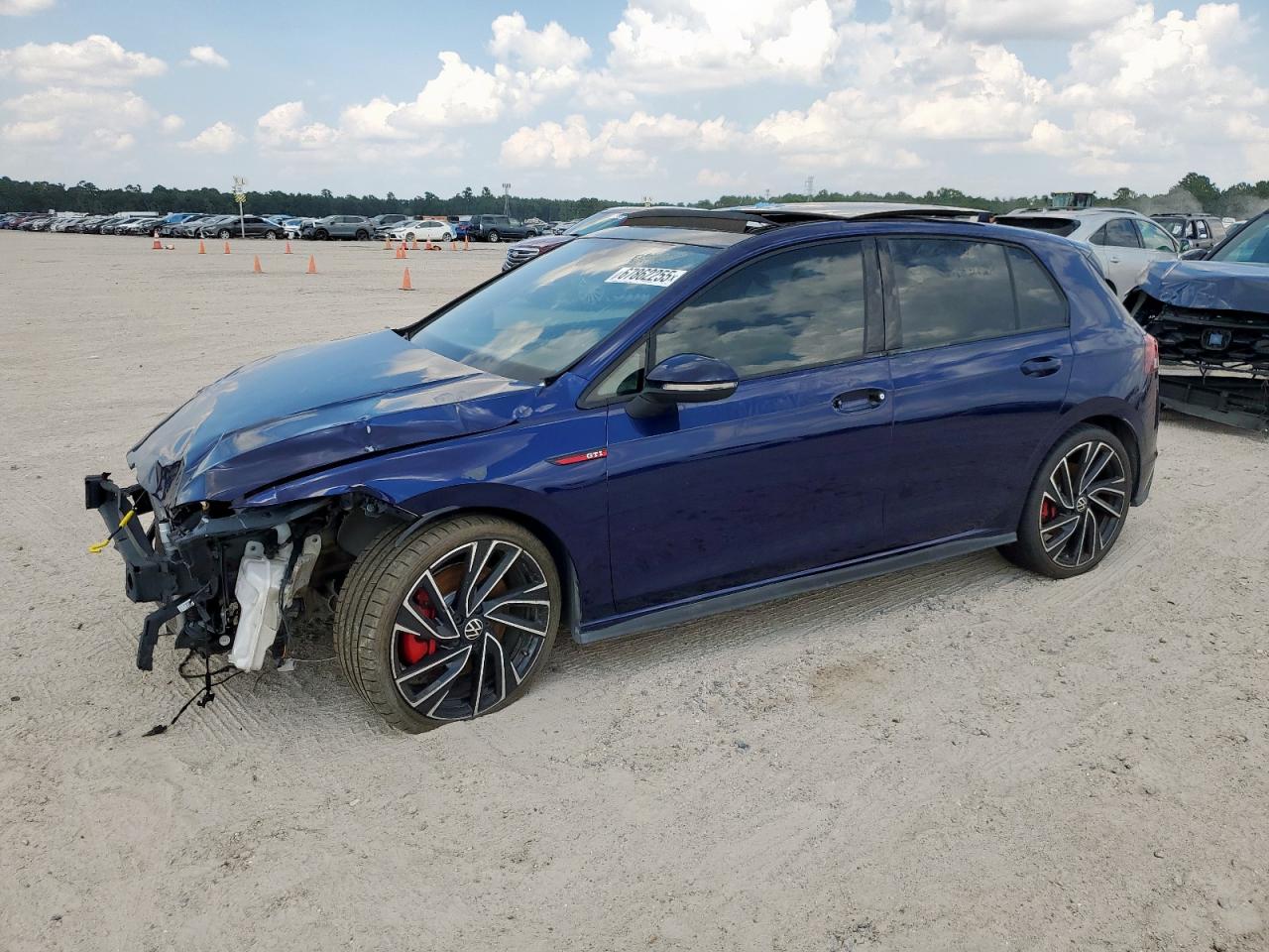 VOLKSWAGEN GTI AUTOBA 2023