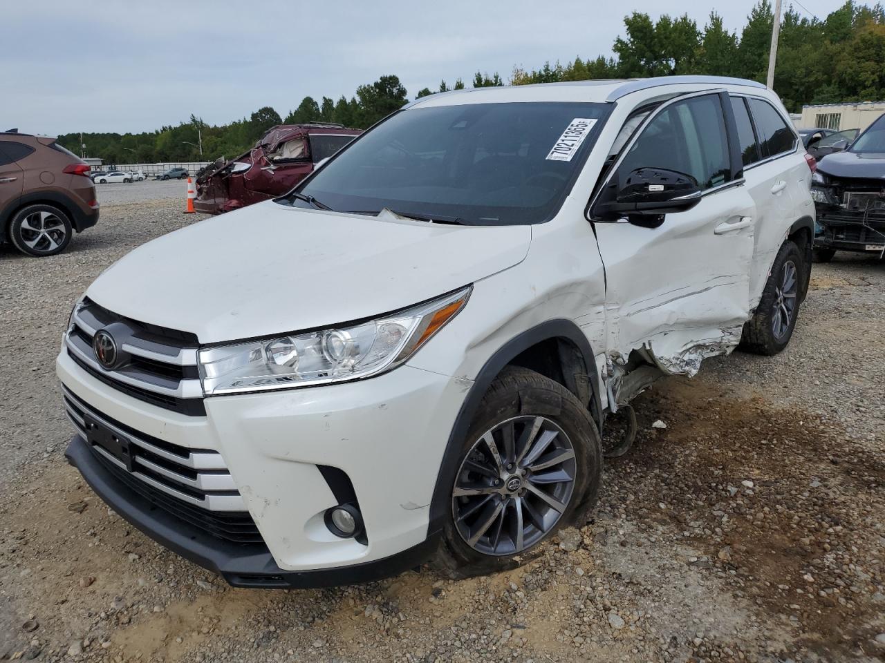 TOYOTA HIGHLANDER 2019