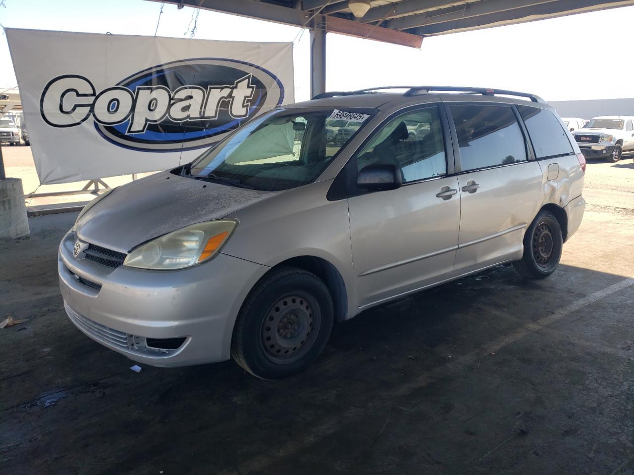 TOYOTA SIENNA CE 2004