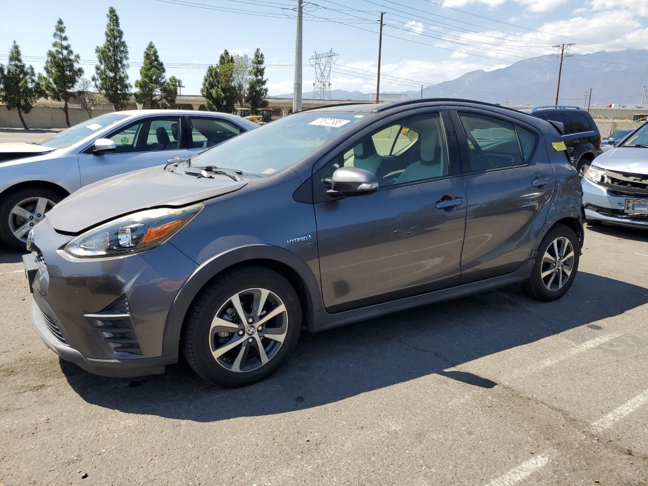 TOYOTA PRIUS C 2018