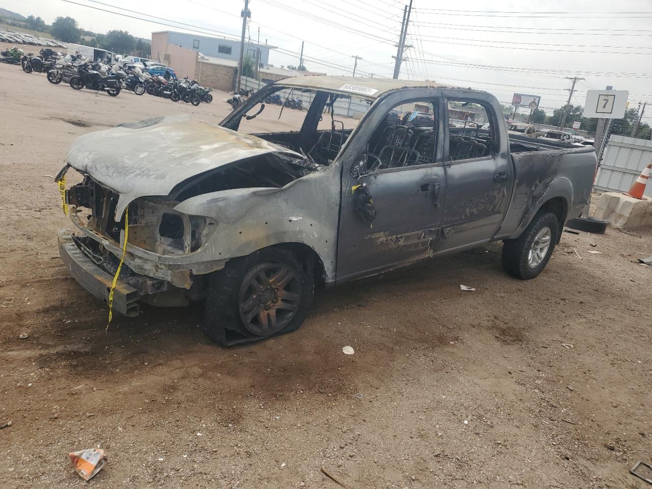 TOYOTA TUNDRA DOU 2006