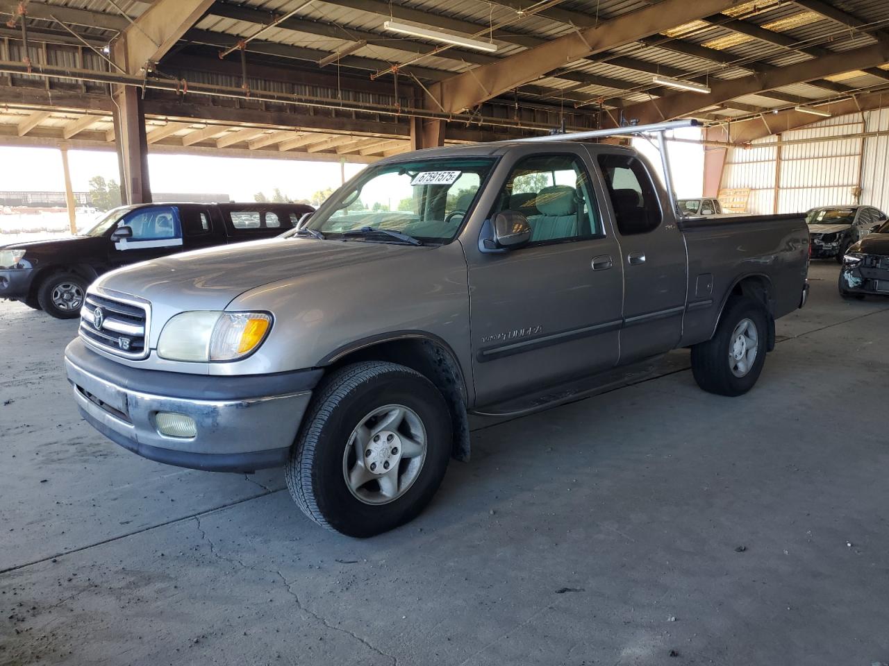 TOYOTA TUNDRA ACC 2001