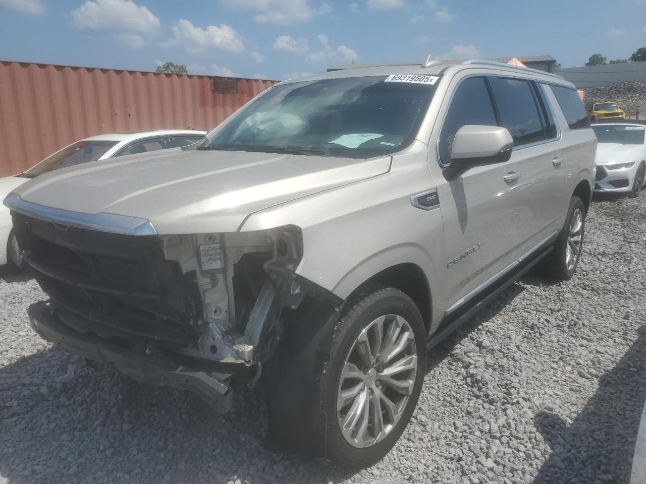 GMC YUKON XL 2021