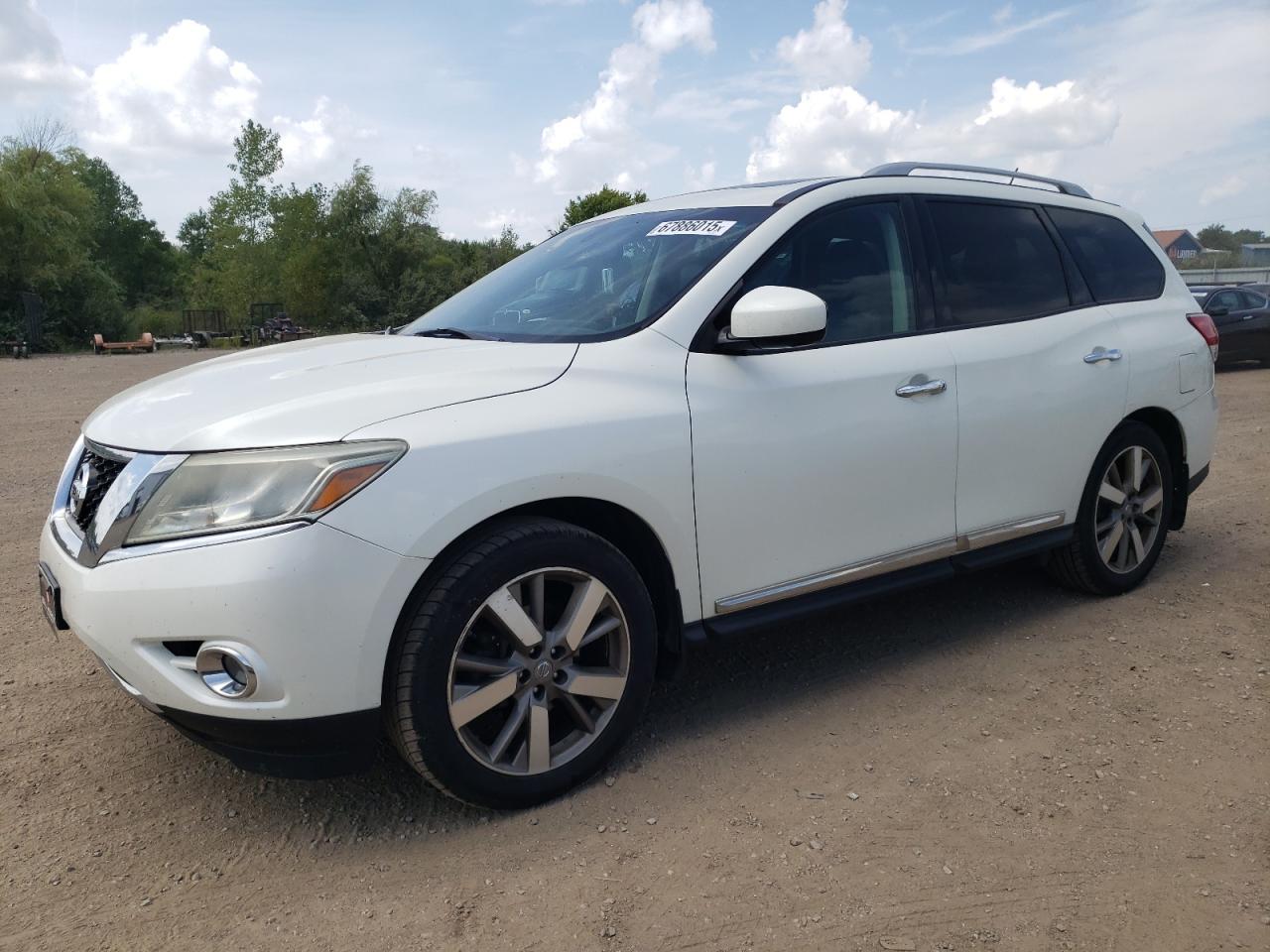 NISSAN PATHFINDER 2015