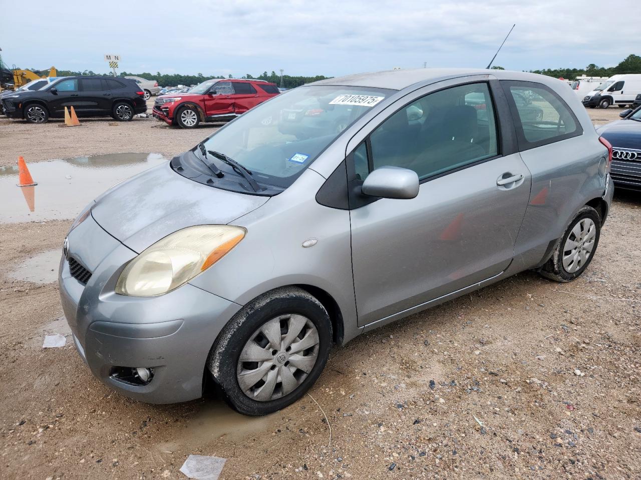 TOYOTA YARIS 2010