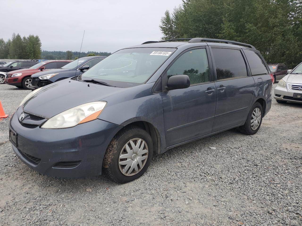 TOYOTA SIENNA CE 2008