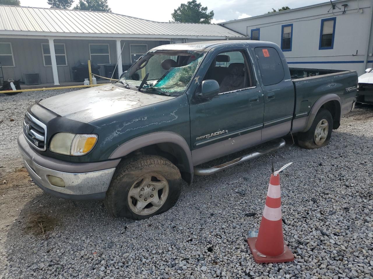 TOYOTA TUNDRA ACC 2002