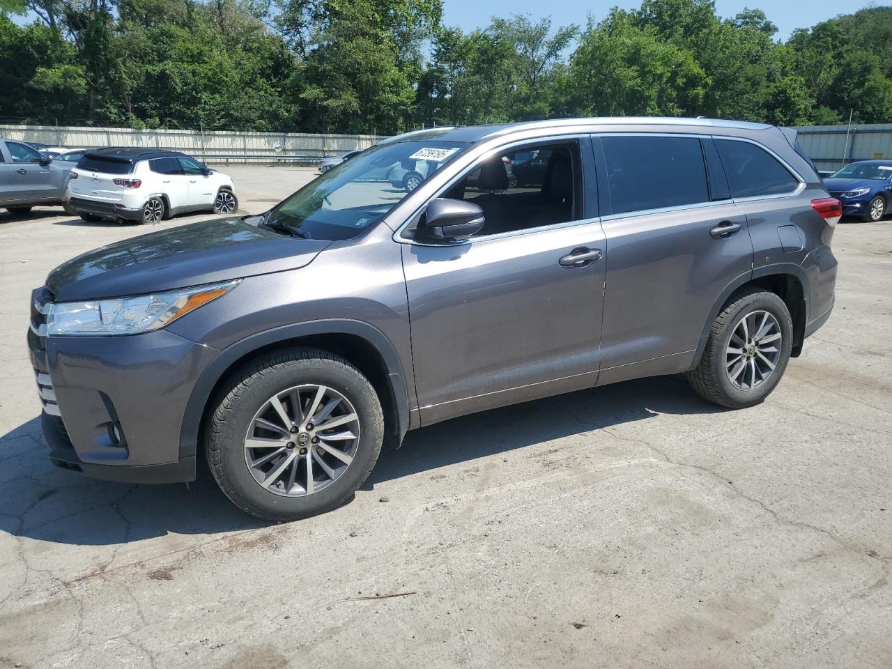 TOYOTA HIGHLANDER 2018