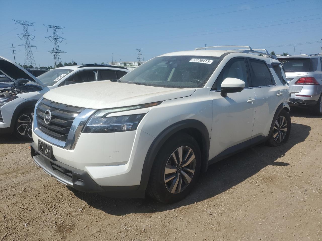 NISSAN PATHFINDER 2024
