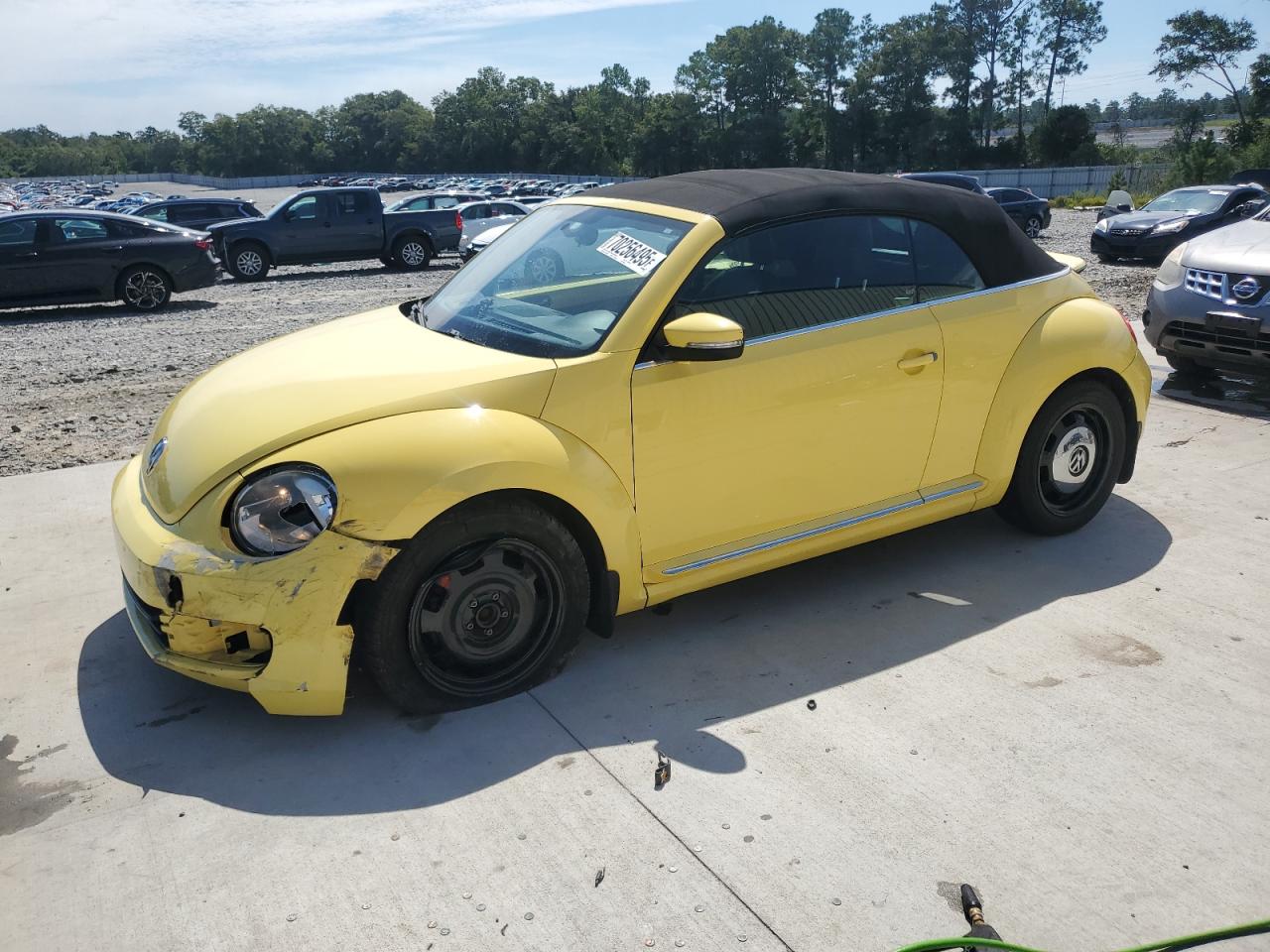 VOLKSWAGEN BEETLE 1.8 2015