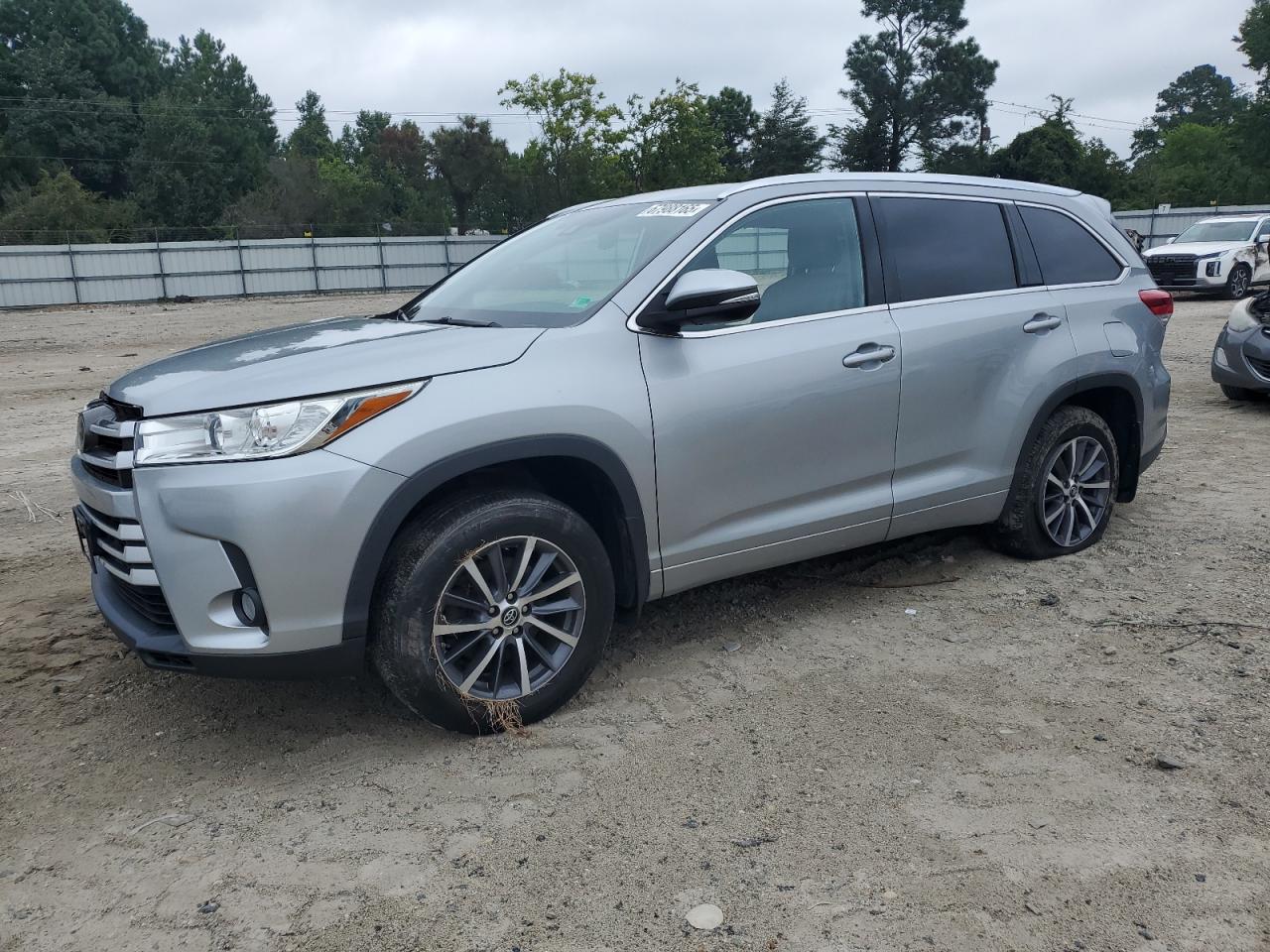 TOYOTA HIGHLANDER 2018