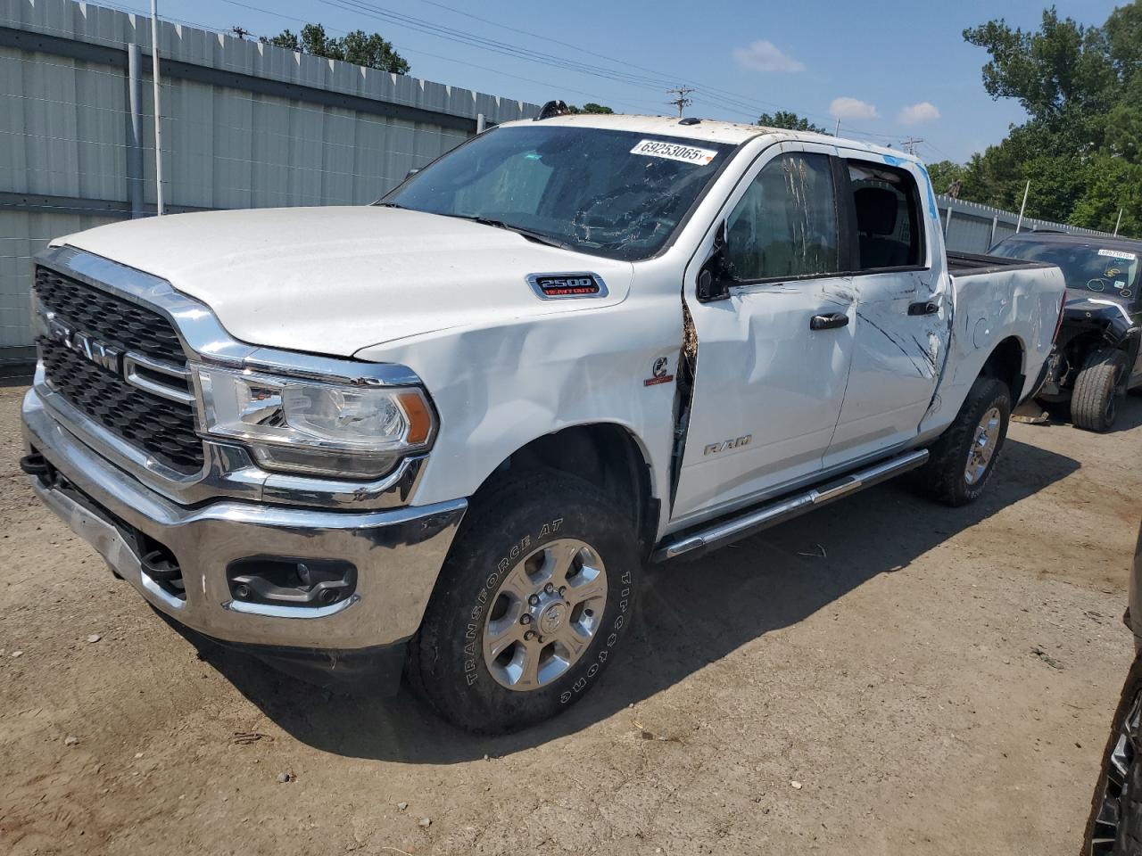 RAM 2500 BIG HORN 2024
