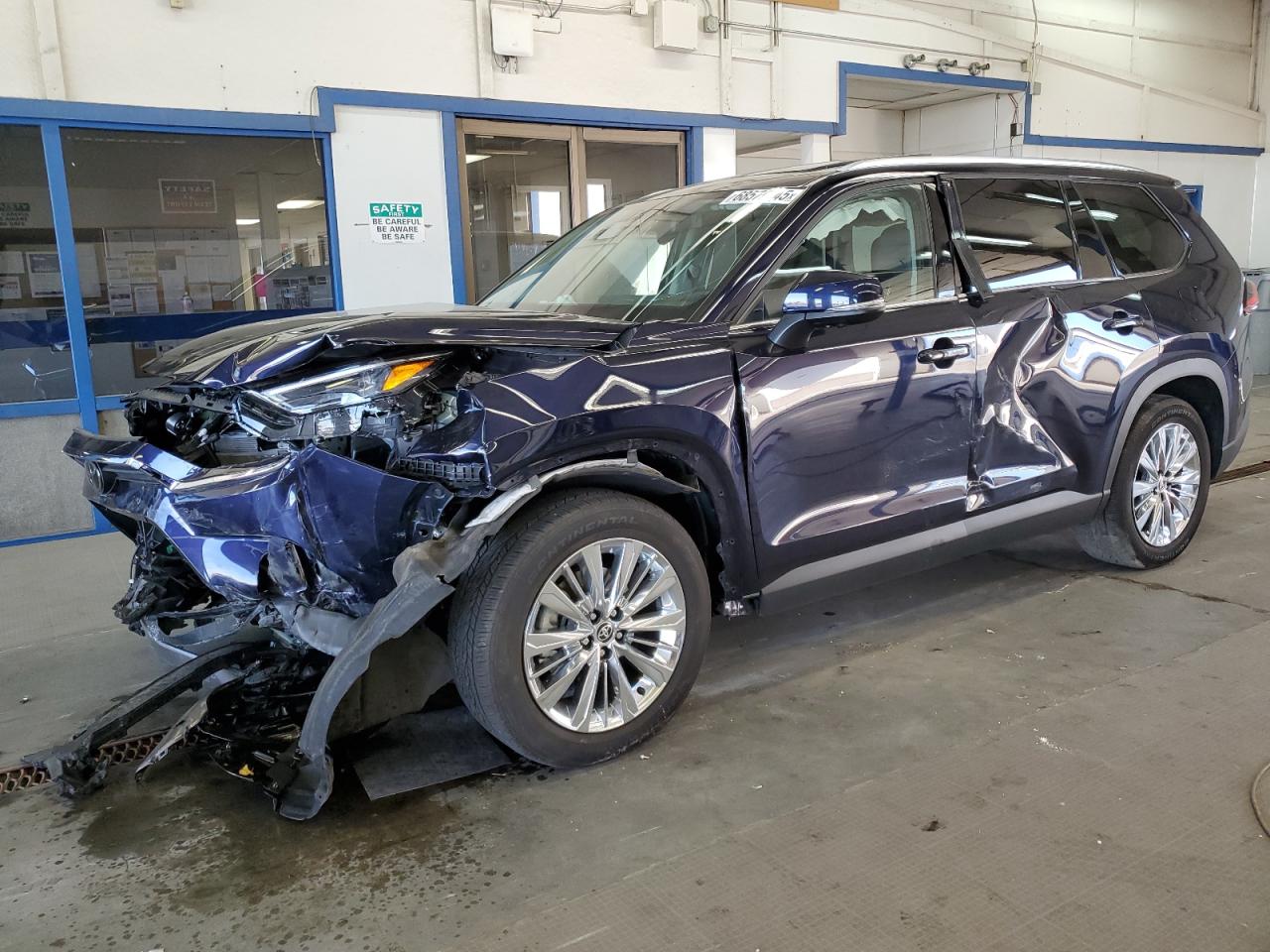 TOYOTA GRAND HIGHLANDER XLE 2024